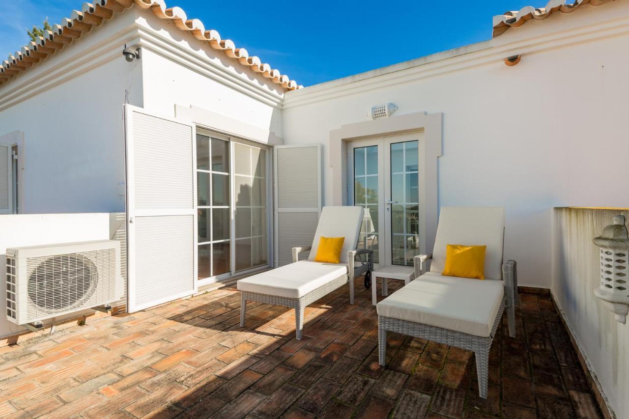 Peaceful 4Br Villa On Gramacho Golf Resort W/ Private Pool Lagoa  Exterior photo
